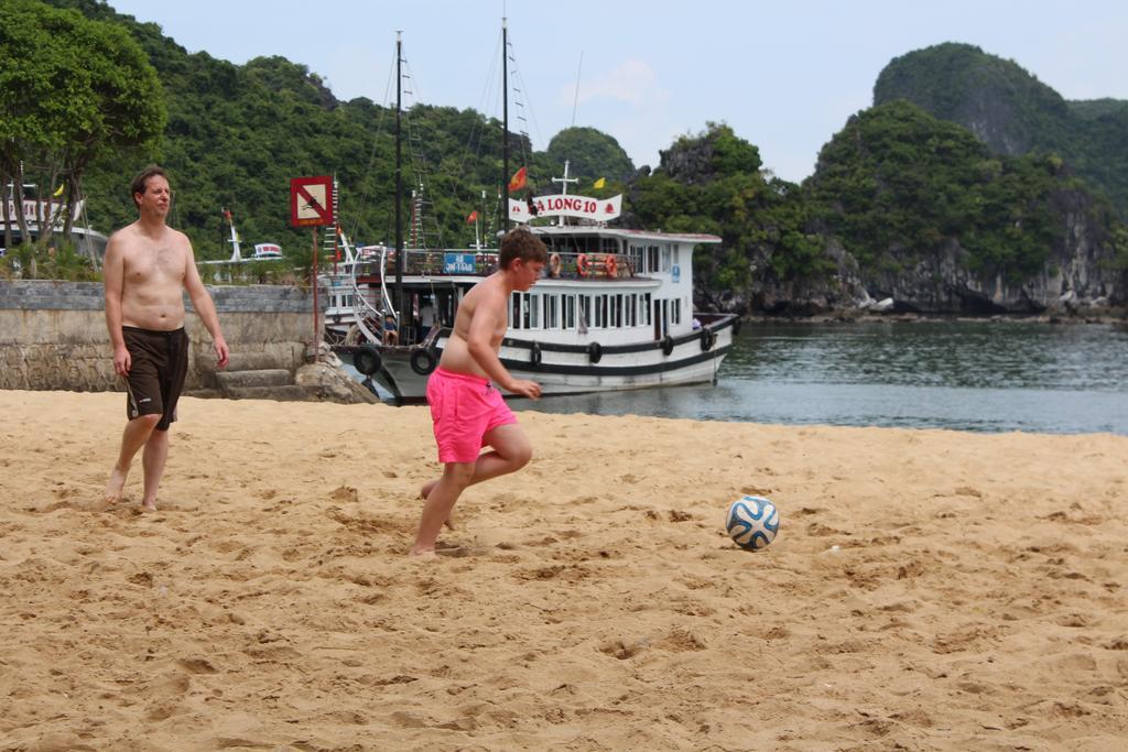 Thuy Duong Ha Long Hotel Luaran gambar